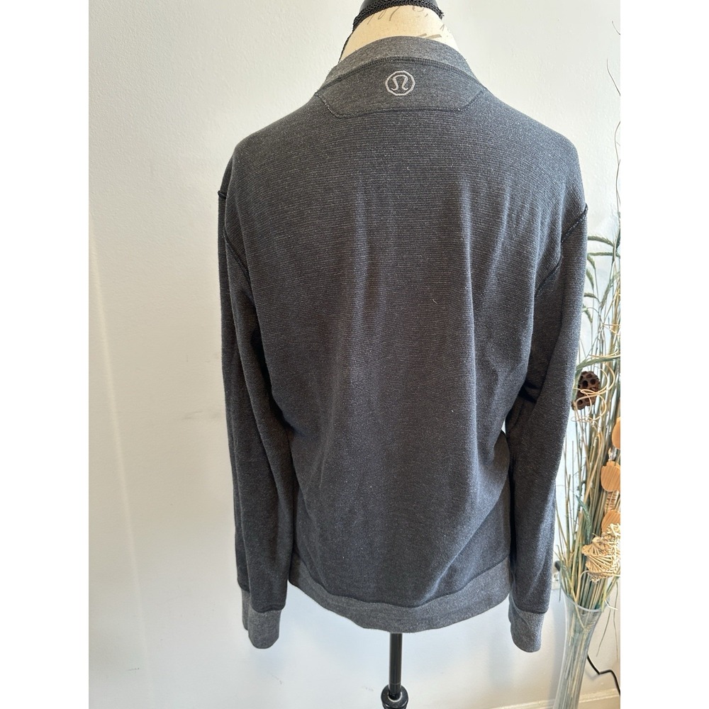 Lululemon‎ Size S Mens Gray Long Sleeve Crew Neck Basic Tee Shirt Top